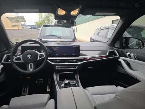Used 2025 BMW X5 M60i w/ Climate Comfort Package AWD/4WD image 6