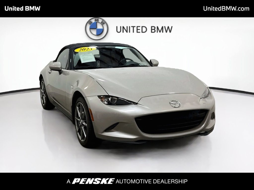 Used 2023 MAZDA MX-5 Miata Grand Touring RWD image 3