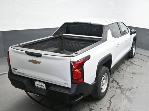 Used 2024 Chevrolet Silverado EV W/T AWD/4WD image 26