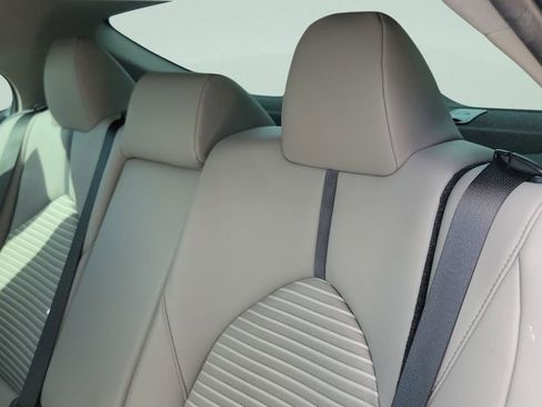 Certified 2023 Toyota Camry SE FWD image 10