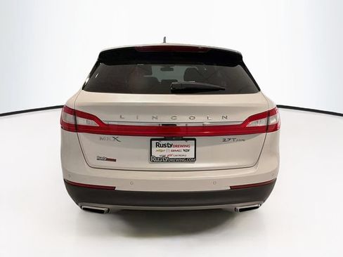 Used 2018 Lincoln MKX Reserve AWD/4WD image 6