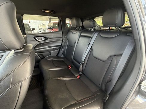 Used 2024 Jeep Compass Trailhawk AWD/4WD image 25