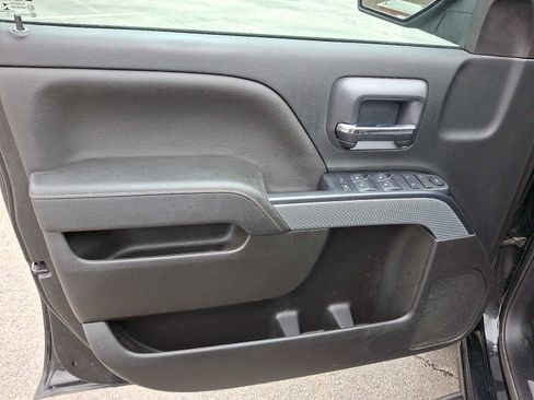 Used 2018 Chevrolet Silverado 1500 LT w/ Redline Edition image 12