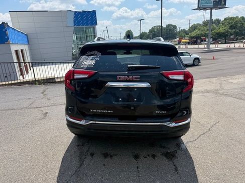 Used 2022 GMC Terrain SLT AWD/4WD image 7
