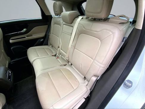 Used 2022 Lincoln Corsair Reserve w/ Luxury Package AWD/4WD image 31