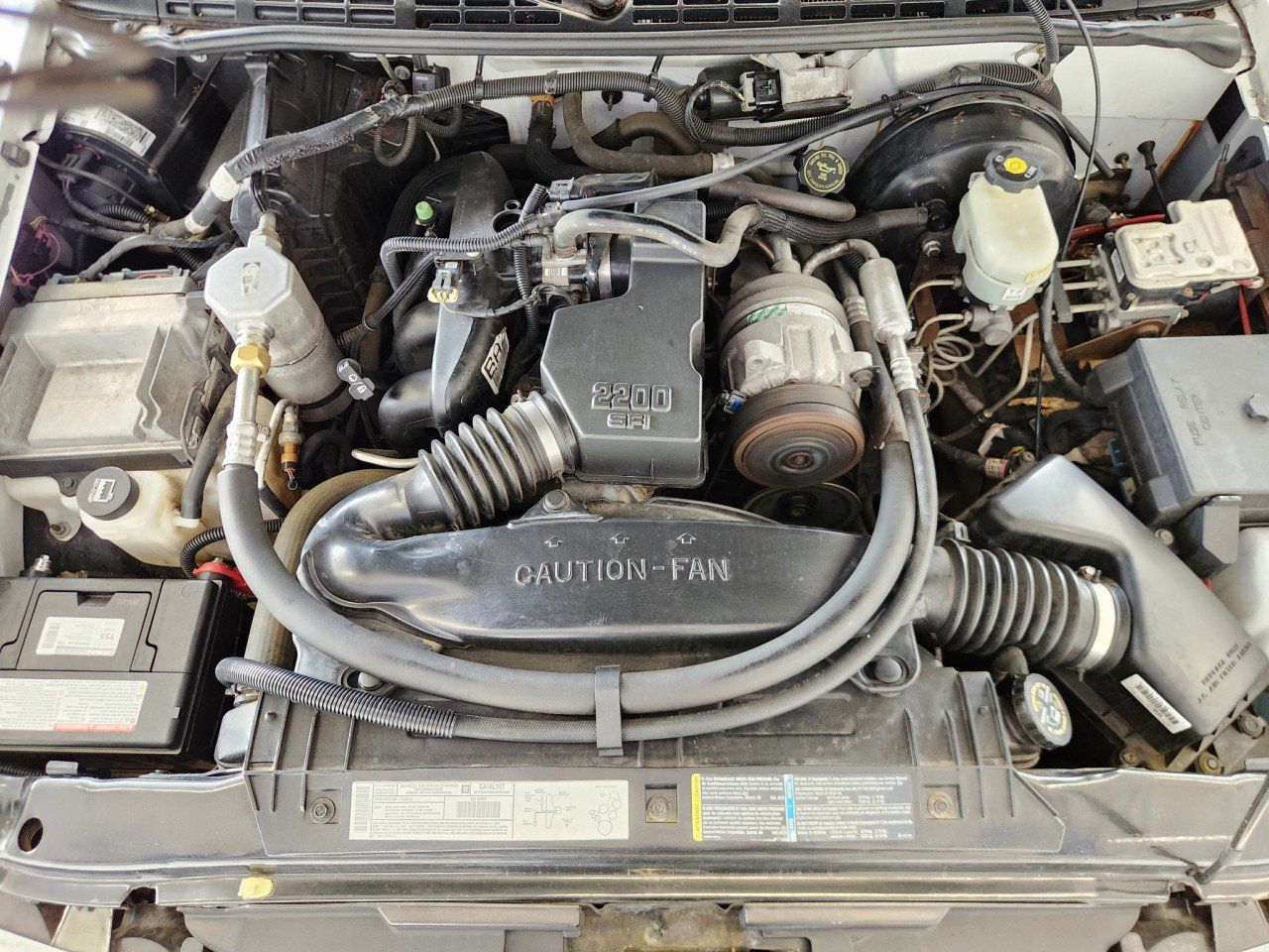 Used 2002 Chevrolet S10 Pickup 2WD Regular Cab image 11