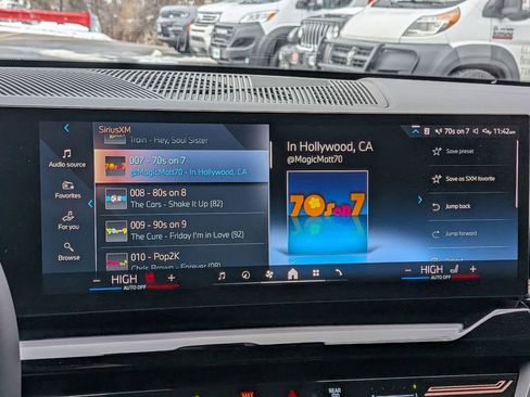 Used 2024 BMW 530i xDrive w/ Convenience Package image 21