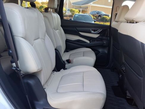 Certified 2023 Subaru Ascent Limited image 9