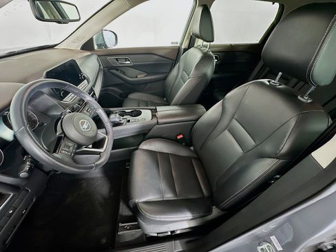 Used 2021 Nissan Rogue SL w/ Premium Package image 13