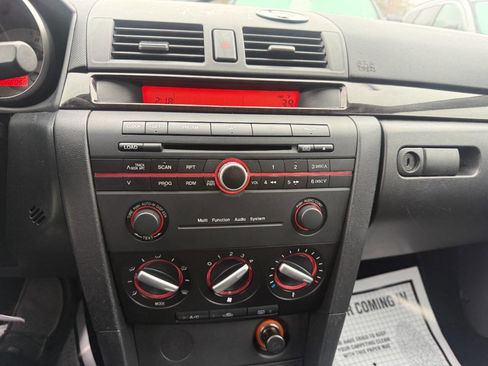 Used 2007 MAZDA MAZDA3 i Touring image 19