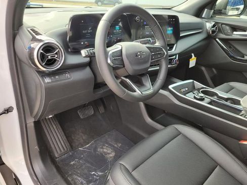 New 2026 Chevrolet Equinox LT image 11