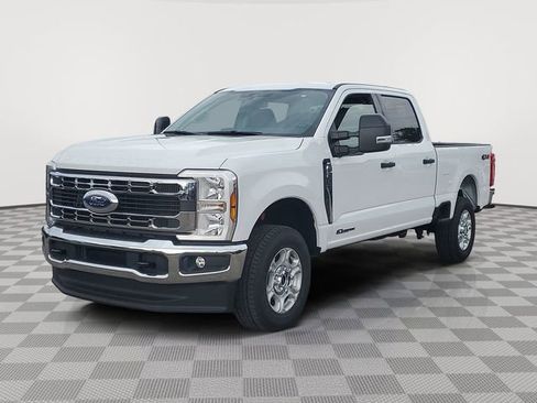 New 2026 Ford F250 XLT image 2