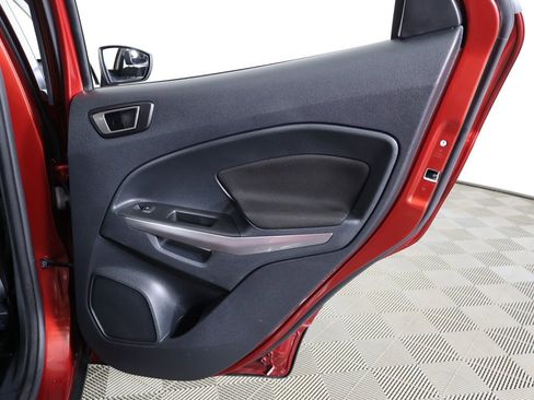 Used 2020 Ford EcoSport SE image 23
