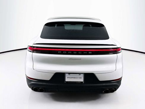 New 2026 Porsche Cayenne image 10