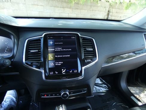 Used 2018 Volvo XC90 T6 Momentum w/ Convenience Package image 53