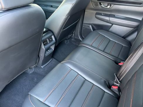 Used 2025 Honda CR-V Sport-L image 12