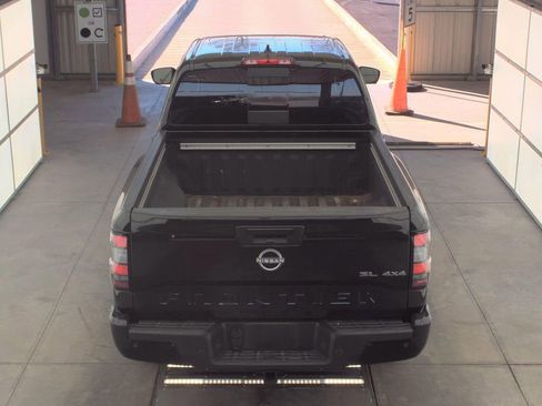 Certified 2025 Nissan Frontier SL image 6
