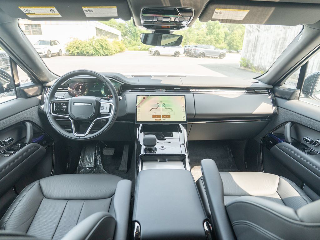 New 2026 Land Rover Range Rover Sport SE AWD/4WD image 17