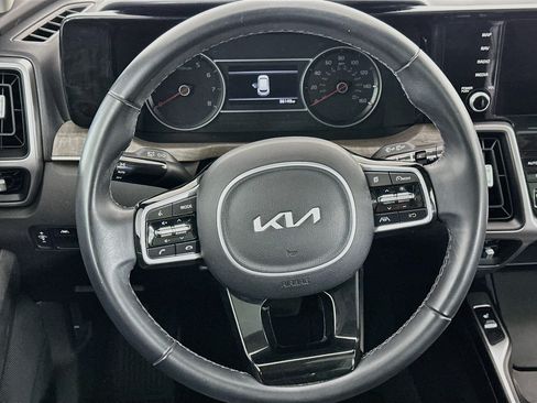 Used 2023 Kia Sorento S w/ Panoramic Sunroof Package AWD/4WD image 18
