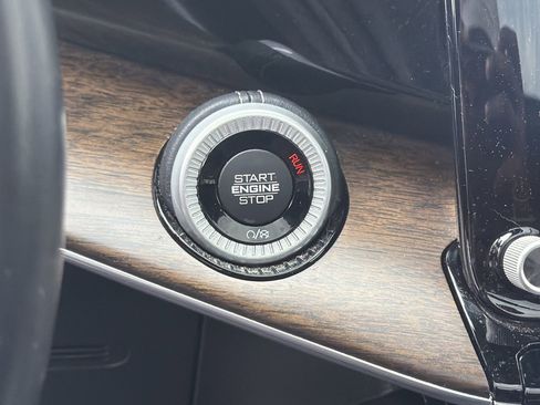 Used 2022 Jeep Grand Wagoneer Series I w/ Flexible Seating Group AWD/4WD image 20