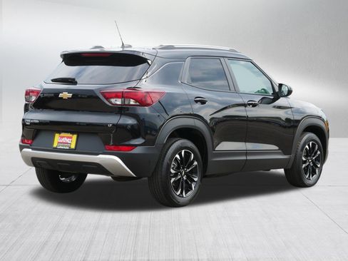 Used 2023 Chevrolet TrailBlazer LT w/ Convenience Package AWD/4WD image 7