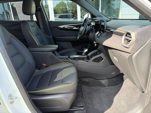 Certified 2024 Chevrolet TrailBlazer ACTIV w/ Convenience Package AWD/4WD image 17