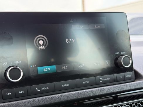 Used 2025 Honda Civic Sport image 21