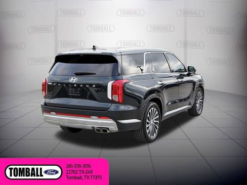 Used 2024 Hyundai Palisade Calligraphy image 7