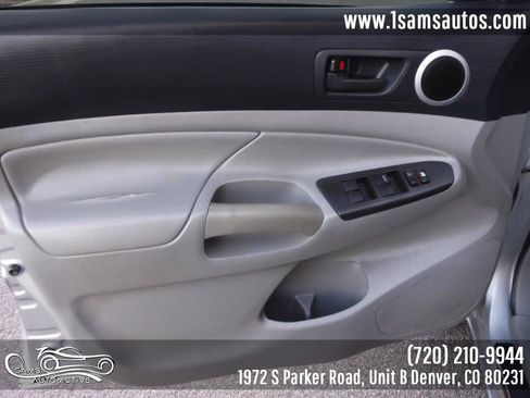 Used 2014 Toyota Tacoma 4WD Double Cab V6 AT (Natl) w/ TRD Sport Package image 38