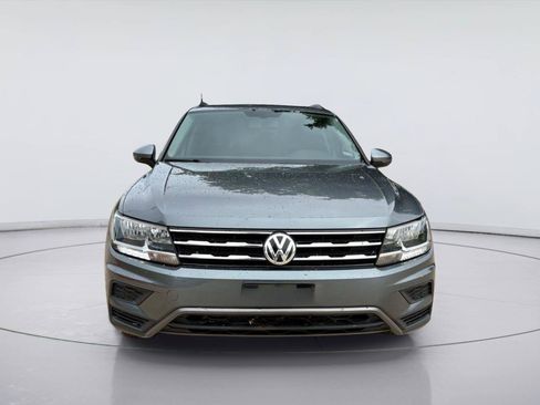 Used 2021 Volkswagen Tiguan SE w/ Panoramic Sunroof Package FWD image 8