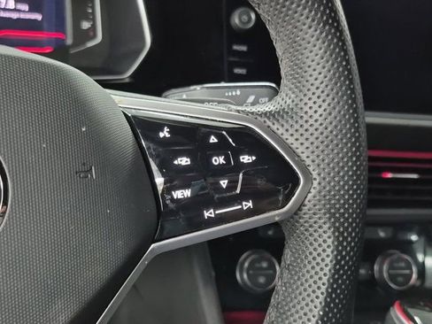 Used 2024 Volkswagen Jetta GLI 40th Anniversary Edition image 23