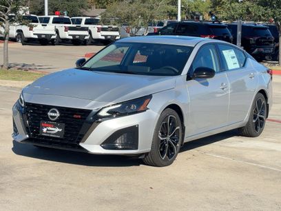 New 2025 Nissan Altima 2.5 SR