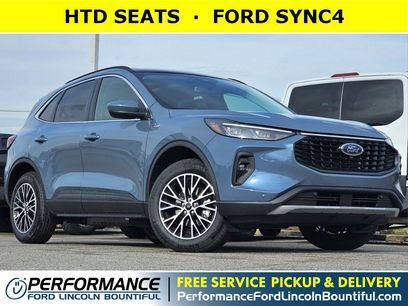 New 2025 Ford Escape SE w/ PHEV Premium Package
