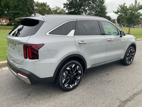 New 2026 Kia Sorento EX image 11