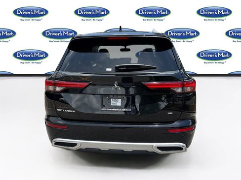 Used 2022 Mitsubishi Outlander SE AWD/4WD image 6
