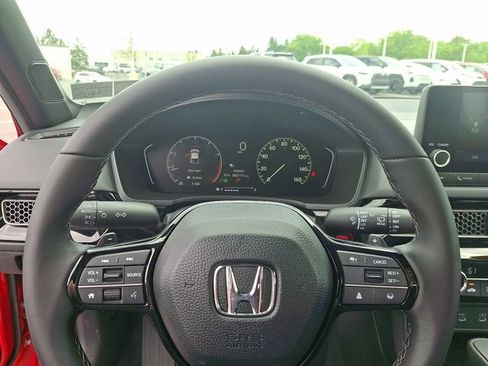 Used 2025 Honda Civic Sport image 18