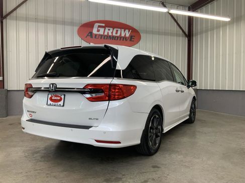 Used 2021 Honda Odyssey Elite image 9