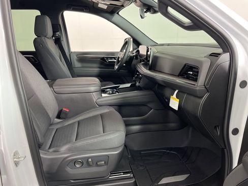 New 2026 Chevrolet Tahoe LS image 8