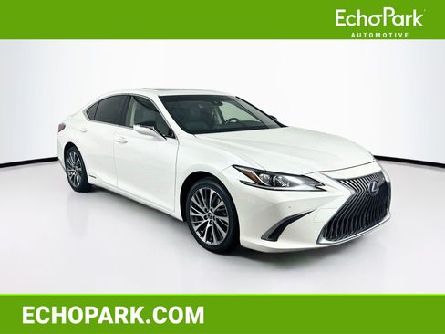 Used 2019 Lexus ES 300h w/ Premium Package FWD image 1