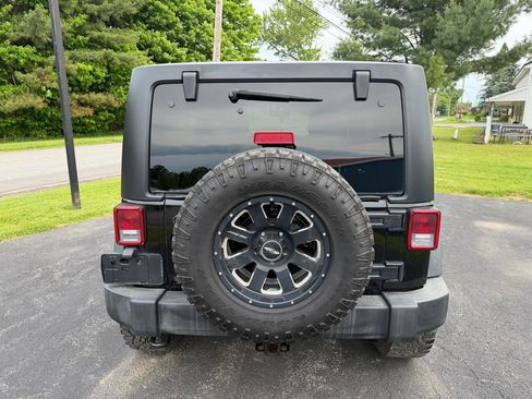 Used 2014 Jeep Wrangler Unlimited Sport w/ Quick Order Package 24S AWD/4WD image 6