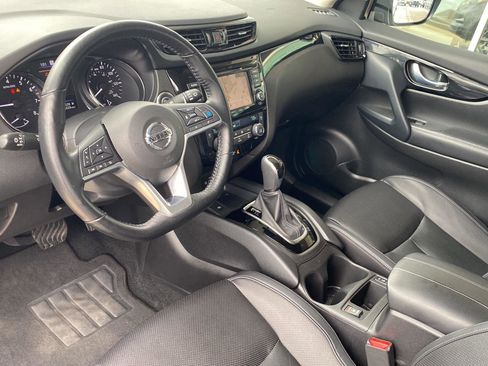 Certified 2022 Nissan Rogue Sport SL image 16