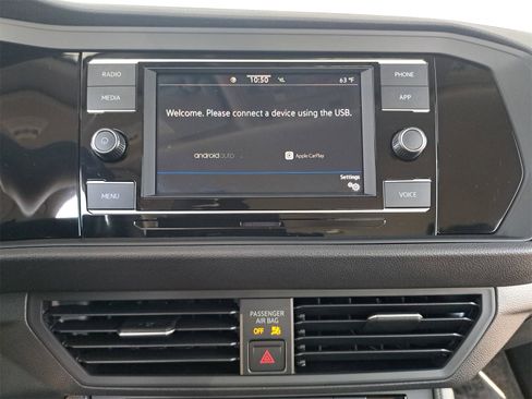 Certified 2024 Volkswagen Jetta S image 22