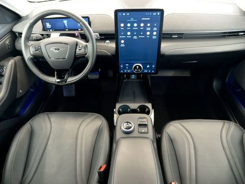 Used 2023 Ford Mustang Mach-E Premium image 17