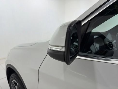Used 2019 BMW X1 xDrive28i w/ Convenience Package AWD/4WD image 9