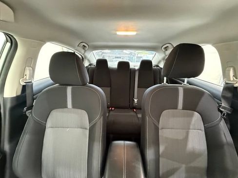 Used 2023 Nissan Sentra SV FWD image 28