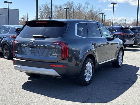 Used 2020 Kia Telluride LX image 2