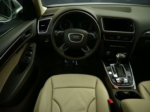 Used 2015 Audi Q5 2.0T Premium Plus image 2