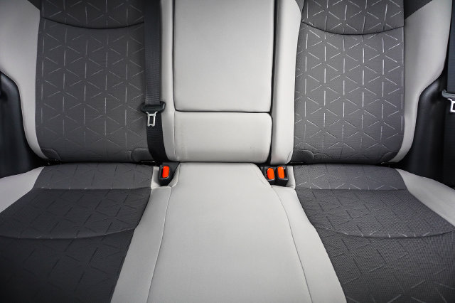 Used 2022 Toyota RAV4 XLE w/ Convenience Package FWD image 16