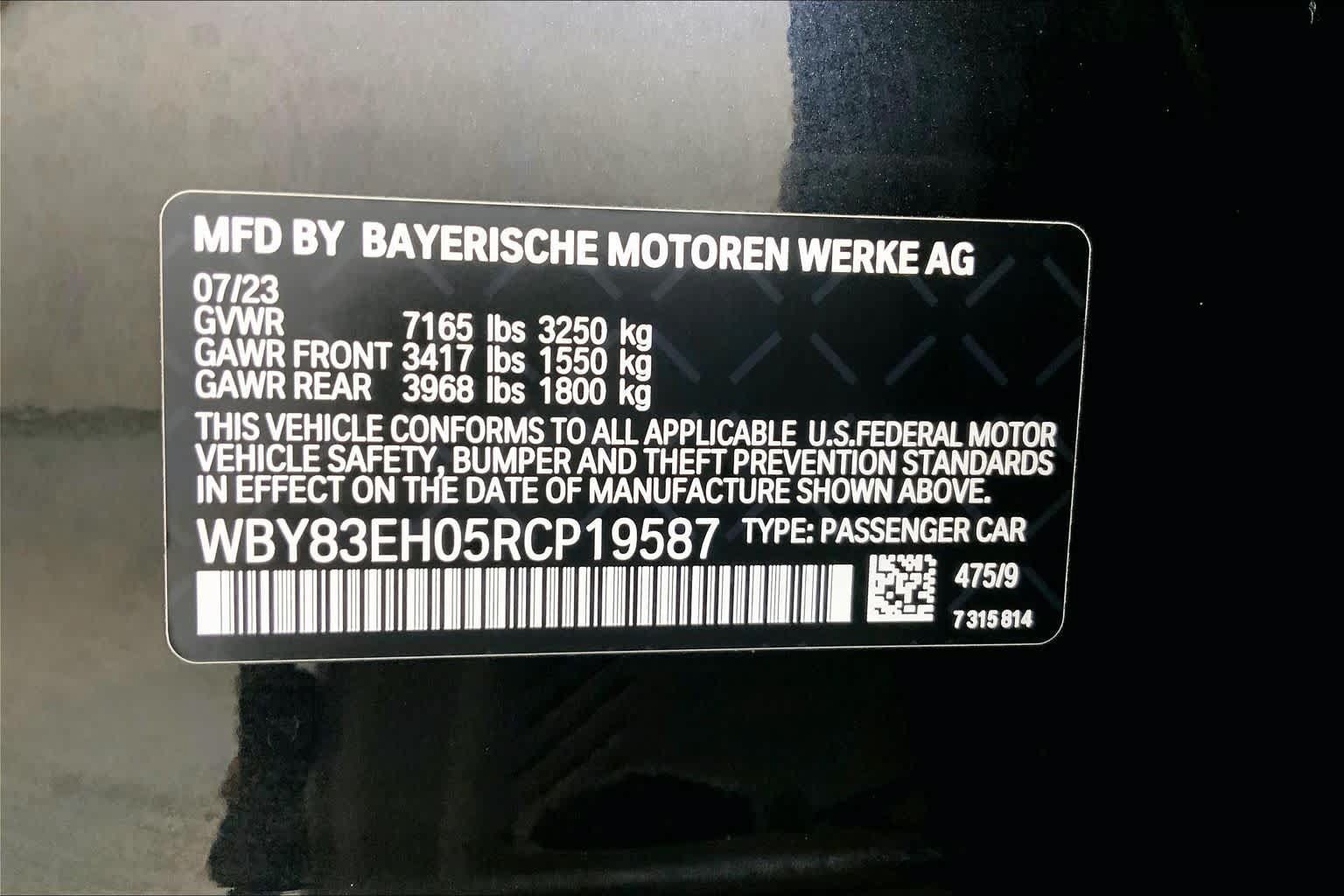 Used 2024 BMW i7 xDrive60 AWD/4WD image 36