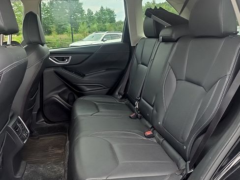 Used 2021 Subaru Forester Limited AWD/4WD image 7